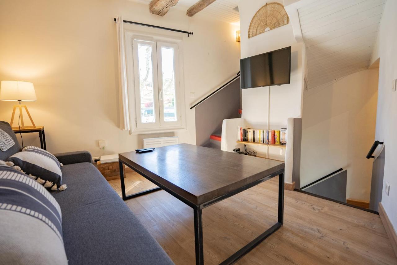 Petite Maison De Charme Au Coeur Du Centre Ville Apt Eksteriør bilde